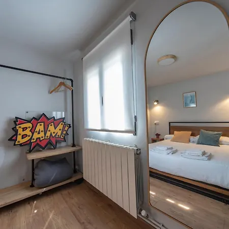 Valsain Con Piscina Y Patio Privado Piscina Abierta Сasa de vacaciones