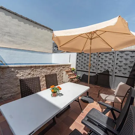 Valsain Con Piscina Y Patio Privado Piscina Abierta La Pradera de Navalhorno